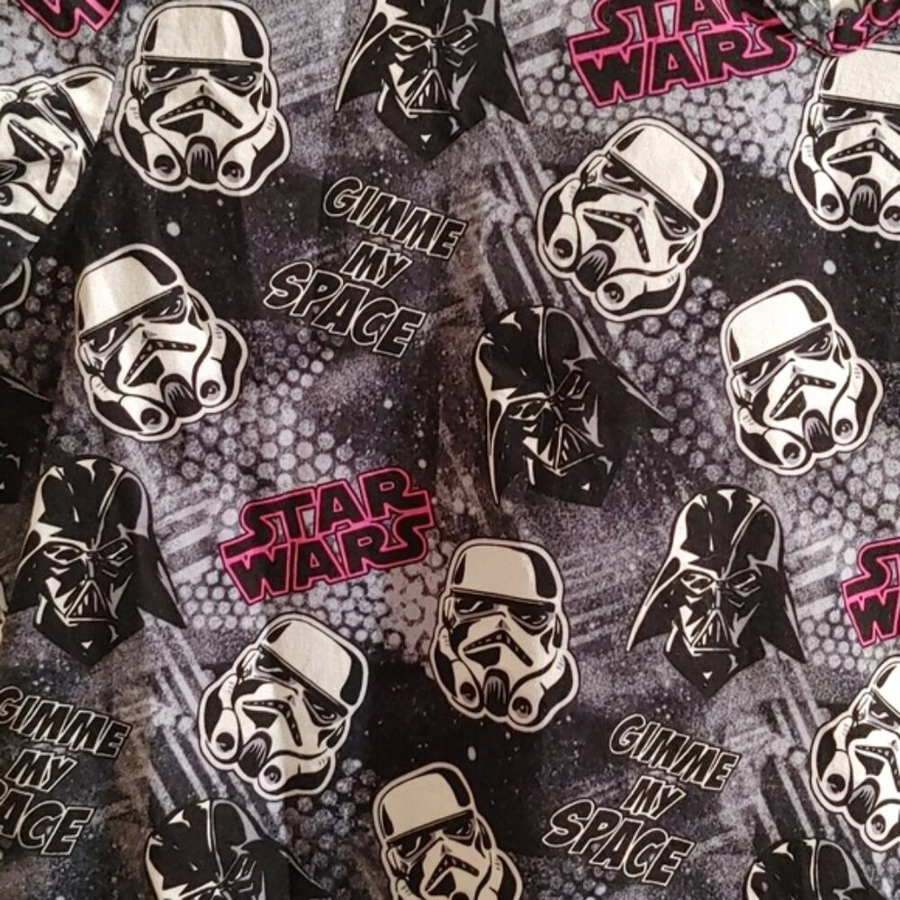 Star Wars hospital nurse scrubs top tunic black, white, pink Small - Picture 3 of 8